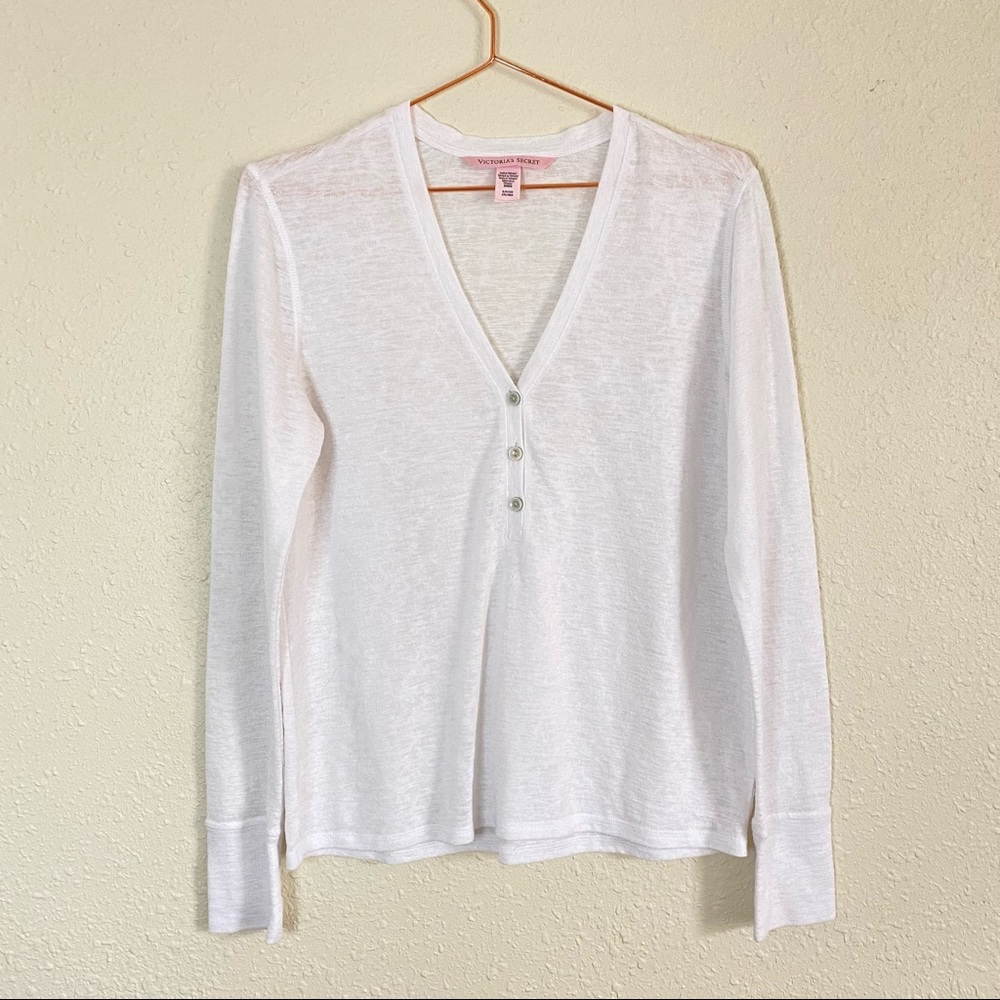 Victoria’s Secret Lightweight White Comfort Shirt S